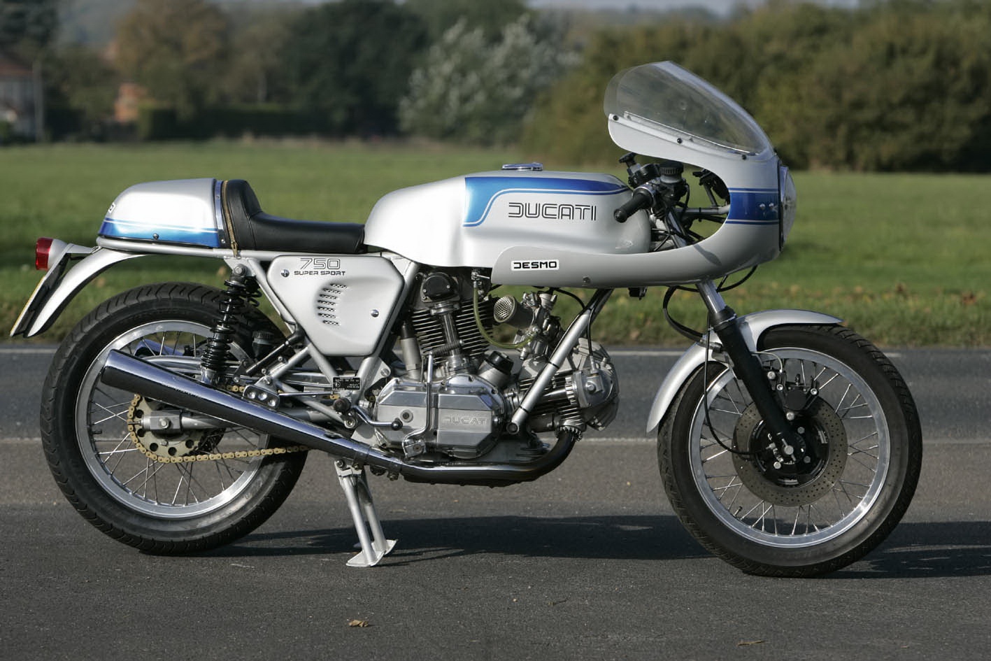 Ducati 750 Sport